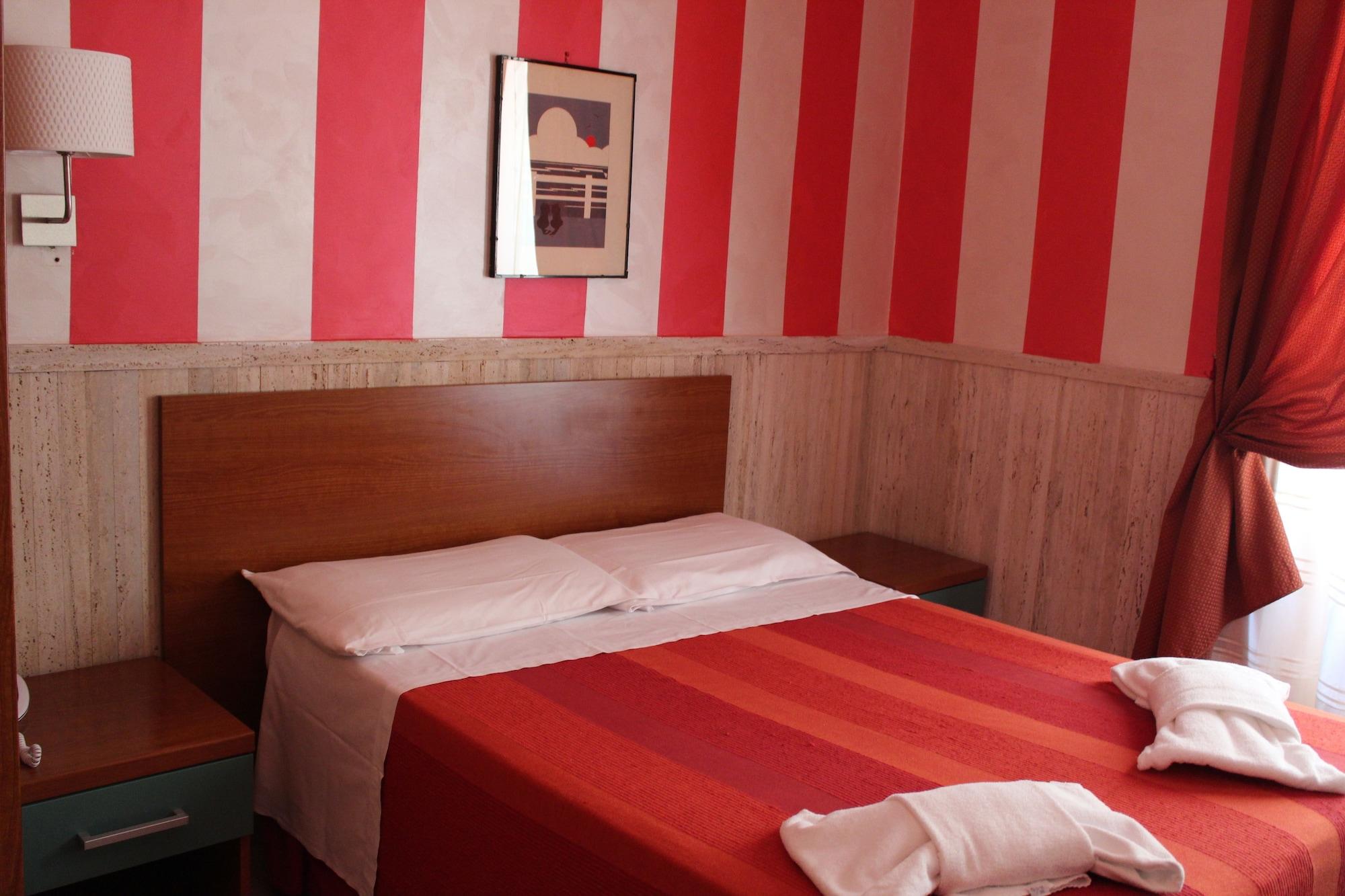Hotel Pyramid Róma Kültér fotó